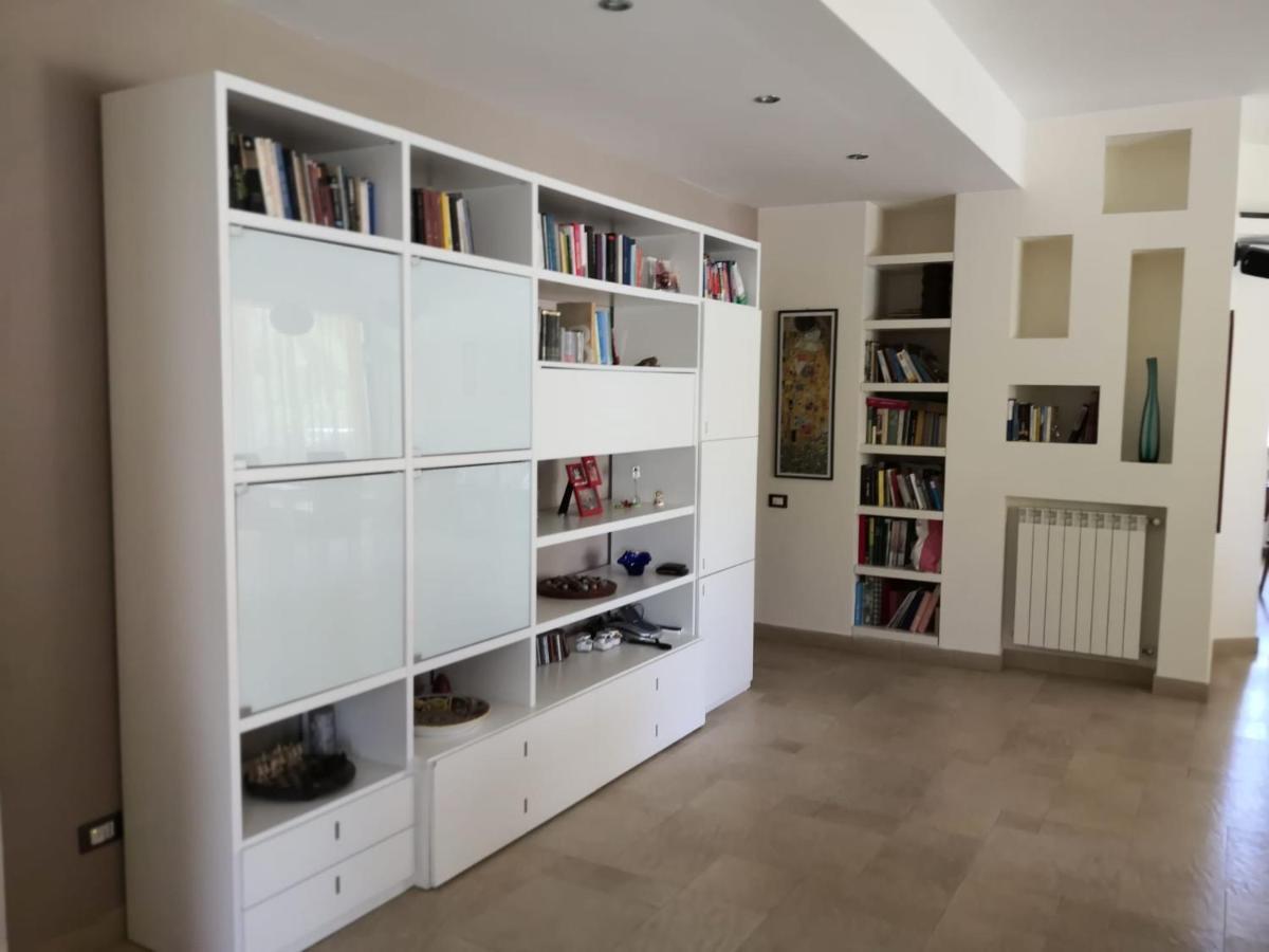 Villa Tiziana Монреале Екстериор снимка
